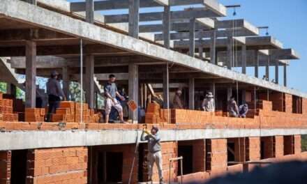 Avanza la obra de 48 viviendas en el Barrio Frattasi de Quilmes