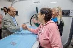 Mussi y la titular de PAMI Nación presentaron la nueva sala de tomografía del Evita Pueblo