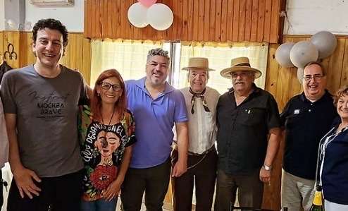 Sebastián García con los tradicionalistas de 'El Fortín Quilmes'