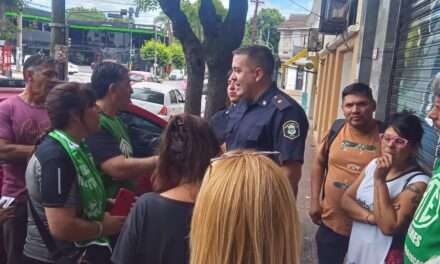 La policía Bonaerense rodeó la sede de ATE QUILMES intentando intimidar al gremio