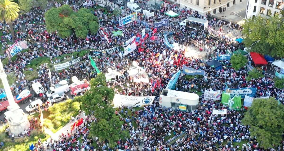 Miércoles de furia: La CGT marcha a Tribunales contra el DNU de Milei con varios amparos presentados