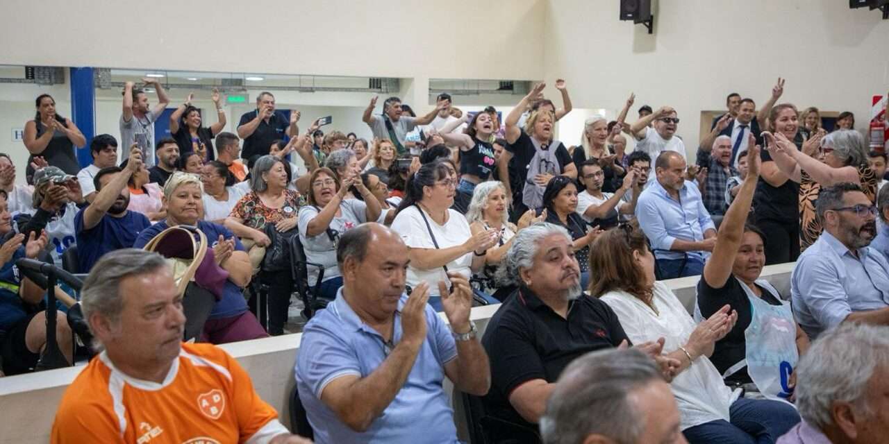 La Asamblea Multisectorial de Berazategui rechazó el DNU y la Ley Omnibus