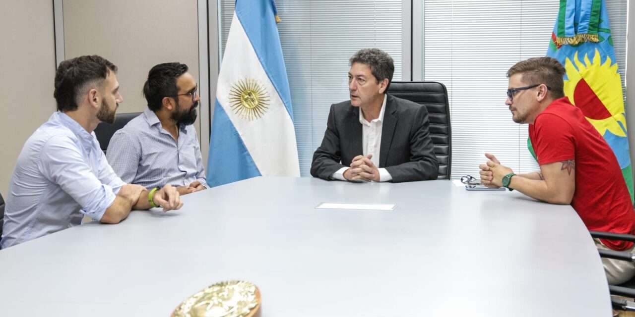 El intendente de Merlo, San Luis, visitó las instalaciones deportivas de Avellaneda