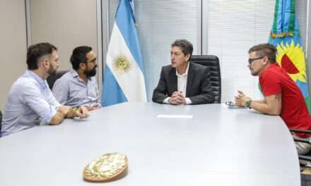 El intendente de Merlo, San Luis, visitó las instalaciones deportivas de Avellaneda