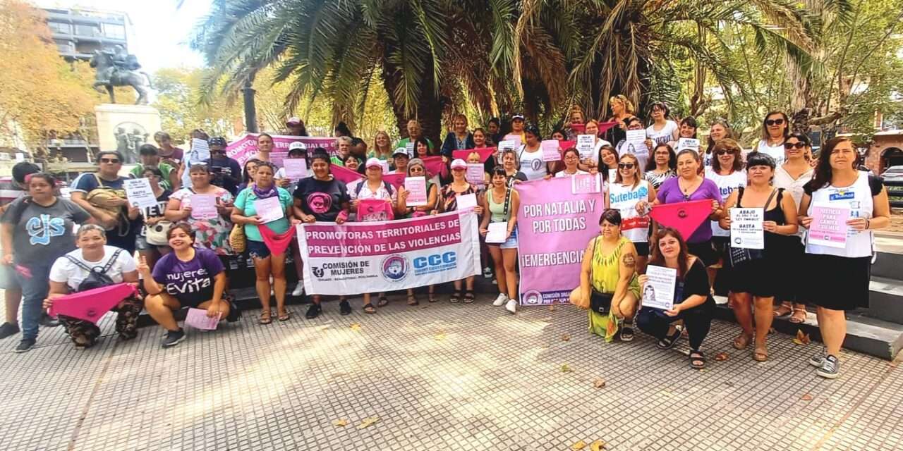 Acto en Quilmes por el femicidio de Natalia López, entre otras víctimas
