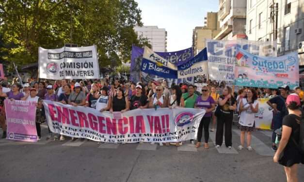 Miles de mujeres en un acto en Quilmes por el femicidio de Natalia López