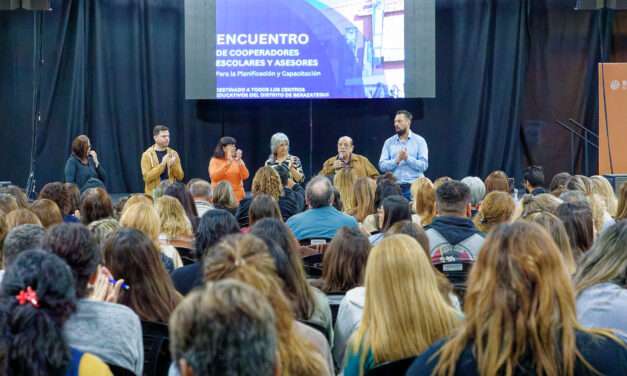 En el De Vicenzo, Mussi participó en el encuentro de Cooperadores Escolares de Berazategui