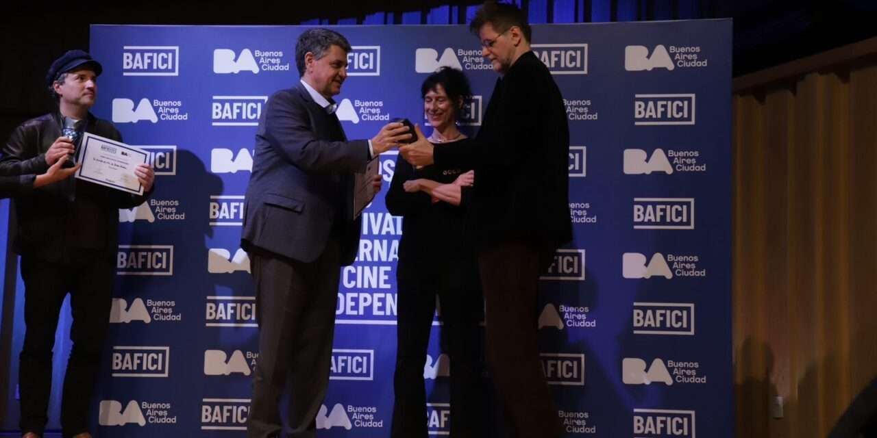 Jorge Macri entregó el “Gran Premio” en el cierre de la 25° edición del BAFICI, el mayor festival de cine independiente de Latinoamérica