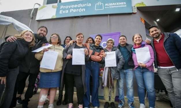 Mayra Mendoza presentó la Tarjeta Somos Quilmes Solidaria