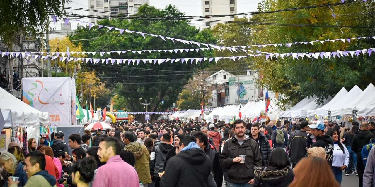 Otra nutrida convocatoria en la Fiesta de las Colectividades en Quilmes; continúa hoy domingo hasta las 22 horas