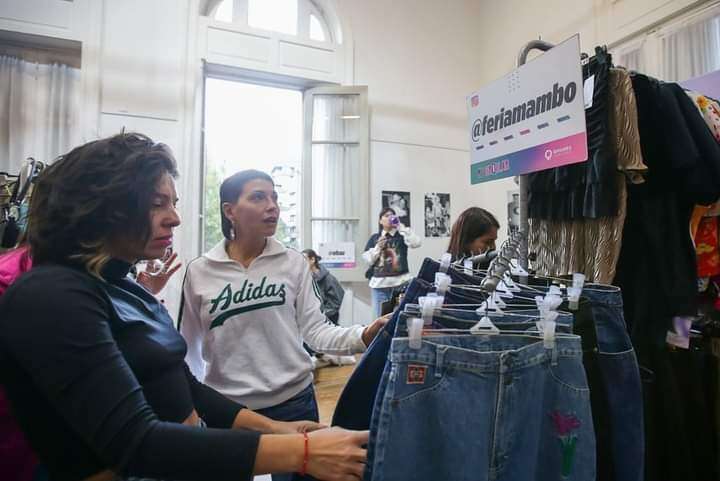 Otra edición de 'Cultura Cervecera':  Mayra Mendoza junto a vecinos, emprendedores y productores cervecero en otra edición