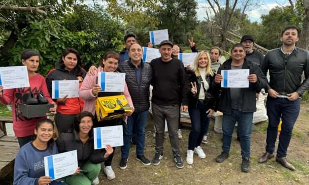 Julio Nieto y el Grupo Realizar Impulsan Capacitación en Seguridad Laboral para la Cooperativa de Reciclaje SINA SINA en Quilmes