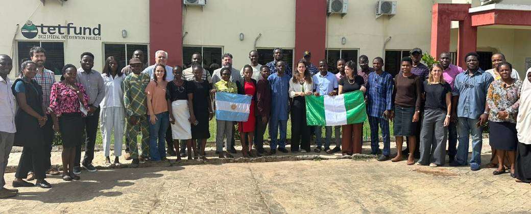 Docentes de la UNQ participaron en un proyecto educativo realizado en África