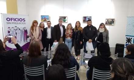 “Oficios sin prejuicios”, se inauguró una muestra de arte con perspectiva de género en la UTN Avellaneda