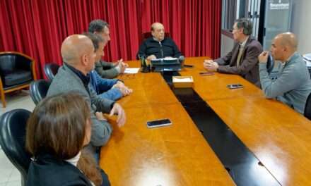 El Intendente de Berazategui firmó un acuerdo para fortalecer las industrias metalúrgicas locales
