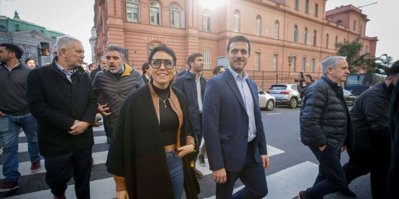 Mayra le volvió a reclamar al gobierno nacional "a reanudación de las obras paradas"