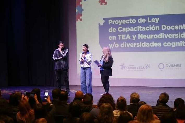 Quilmes: Mayra y González Santalla presentaron el proyecto de capacitación docente obligatoria en TEA y Neurodiversidades