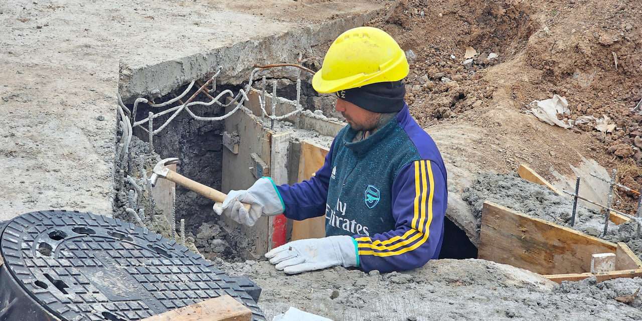 En Berazategui ejecuta una obra de desagües pluviales que beneficia a 800 vecinos