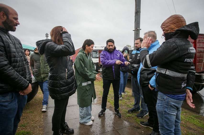 Mayra Mendoza supervisó un operativo de control de transporte pesado en el Triángulo de Bernal