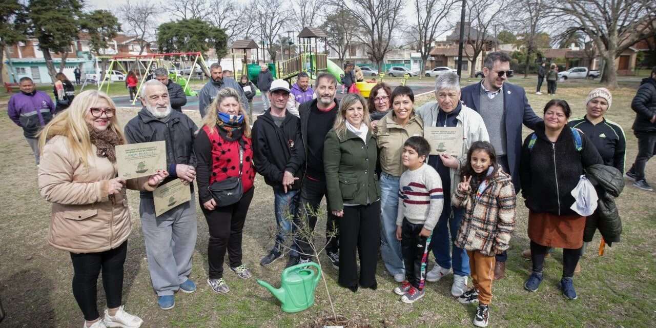 Nuevos juegos para la Plaza Héroes de Malvinas de Ezpeleta