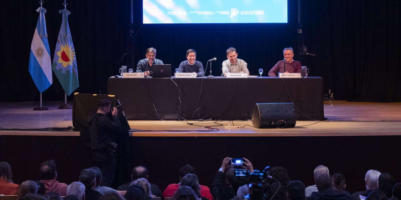 Bianco: "Es necesaria una ley de la democracia en materia de ordenamiento urbano"