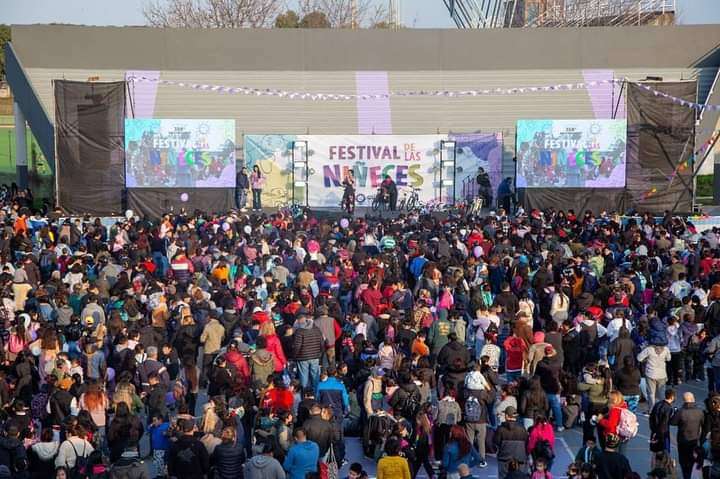 Más de 4 mil chicos en el Festival del Día del Niño en el Polideportivo de Quilmes