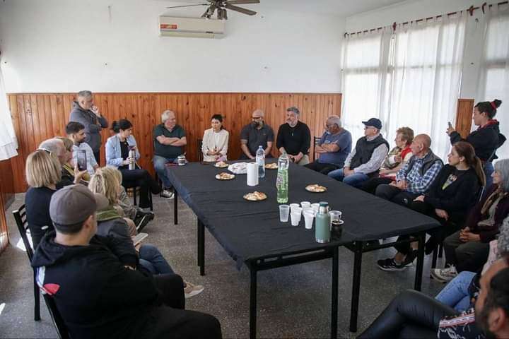 Mayra Mendoza en otro encuentro vecinal: ""Este contacto directo con la con unidad fortalece la gestión"