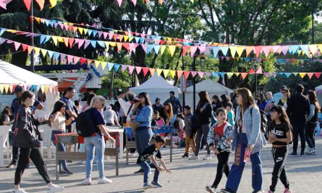 Berazategui celebra sus 64 años con todo y con un cierre espectacular