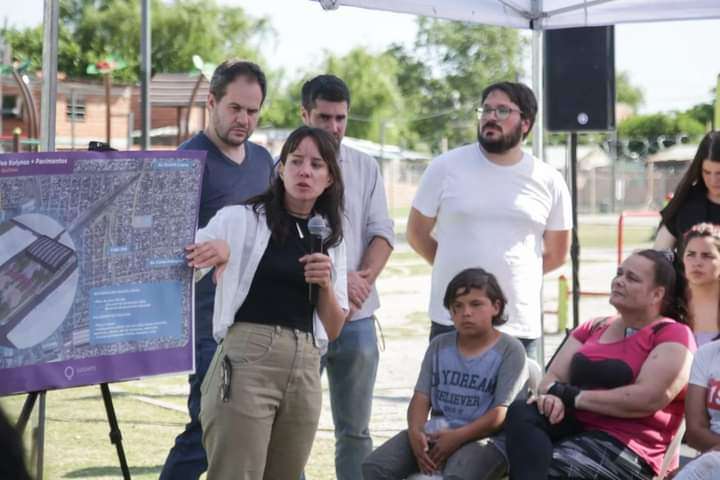 Funcionarios municipales anunciaron un nuevo Polideportivo y más asfaltos en el Barrio Kolynos de Quilmes Oeste