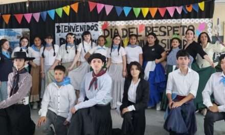 Muestra y acto por el Día de la Tradición en la EES N° 15 de Quilmes