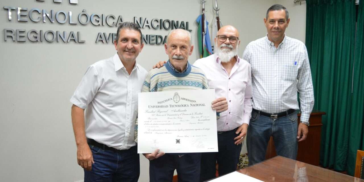 Tiene 82 años y se acaba de recibir de Ingeniero Mecánico en la UTN de Avellaneda