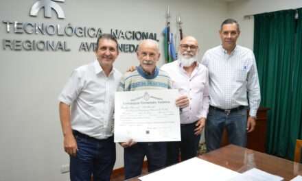 Tiene 82 años y se acaba de recibir de Ingeniero Mecánico en la UTN de Avellaneda