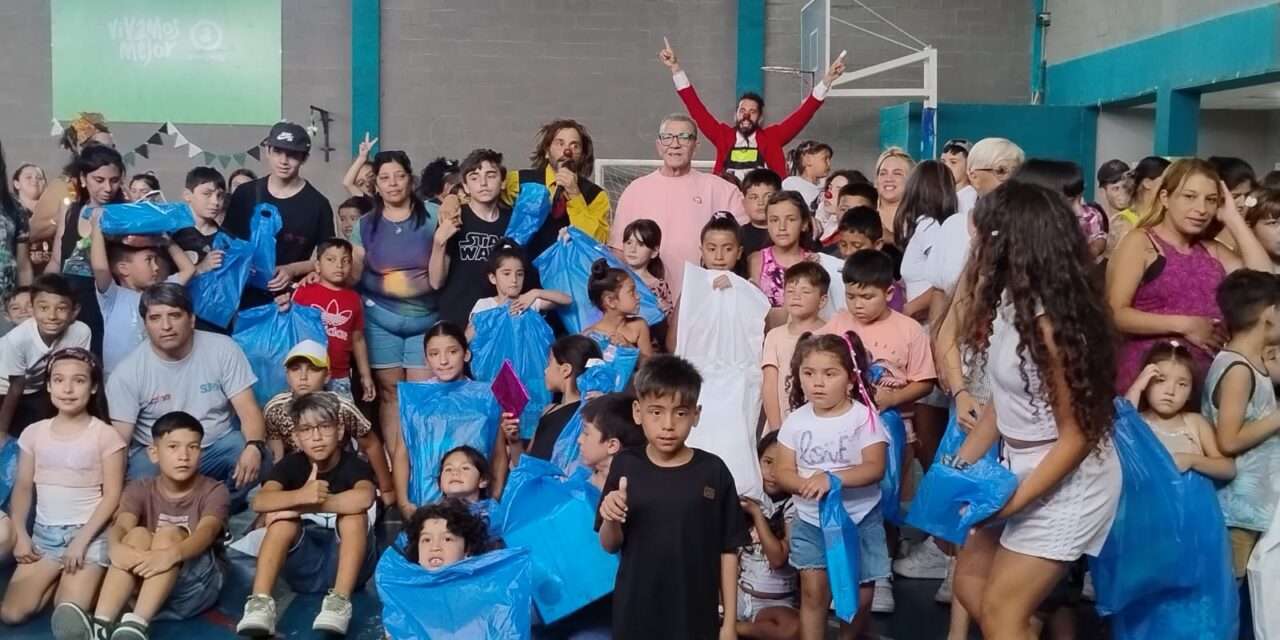 Cientos de familias municipales de Avellaneda celebraron la llegada de los Reyes Magos