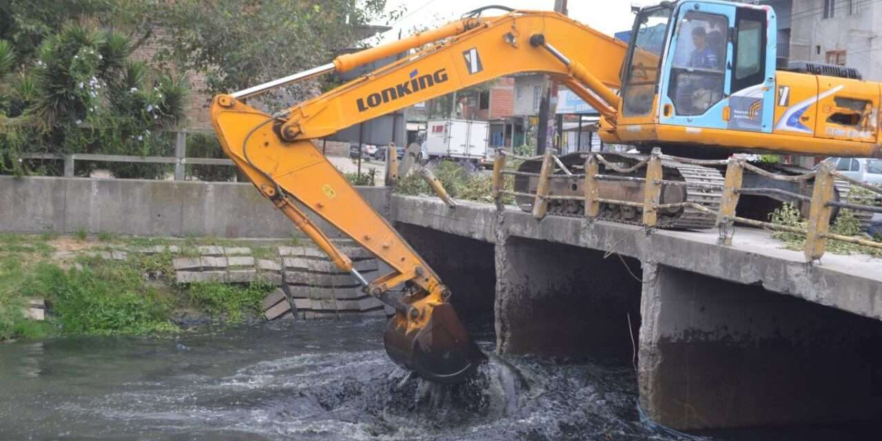 El Municipio de Quilmes refuerza el trabajo en los arroyos antes el pronostico de tormentas