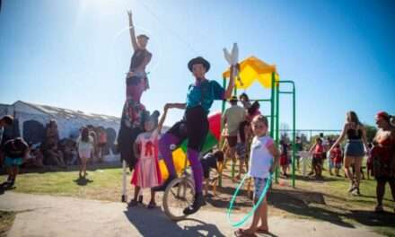 Instalaron nuevos juegos para chicos en la Plazoleta Papa Francisco de Quilmes Oeste