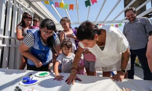 Mayra inauguró el Maternal 1: "Este edificio nos costó mucho terminarlo porque era una obra  y que Milei paralizó"