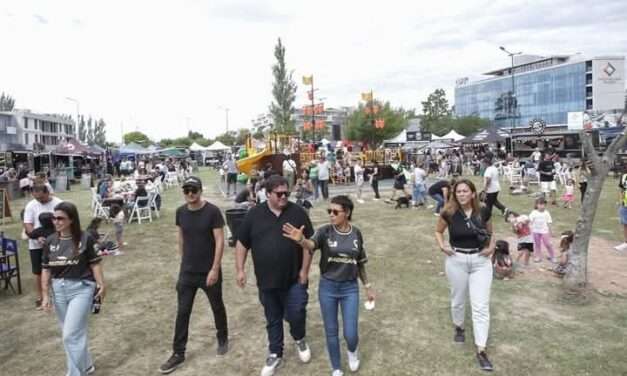 Mayra Mendoza, visitó este domingo el “Festival Cervecero, edición San Patricio