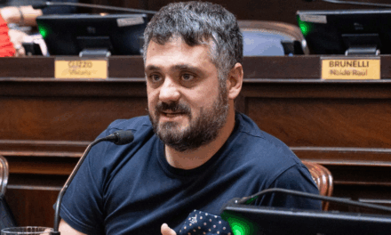 Tignanelli: “No me parece que la forma sea buscar ruptura dentro del peronismo, con todo lo que nos costó recuperar la Provincia”