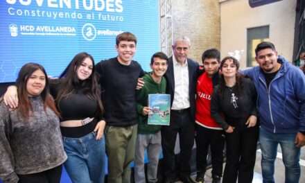 Ferraresi presentó Construyendo el futuro