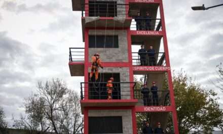 La Ciudad refuerza la seguridad con más motos, patrulleros y un simulador de incendios para entrenamiento