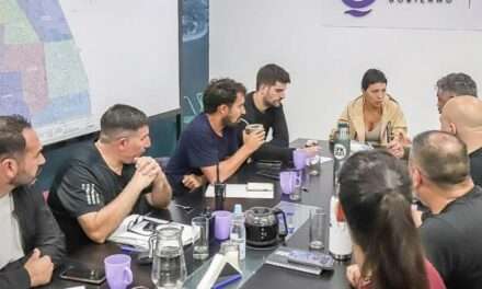 Mayra encabezó una reunión con toda las áreas para coordinar los trabajos frente a la feroz tormenta