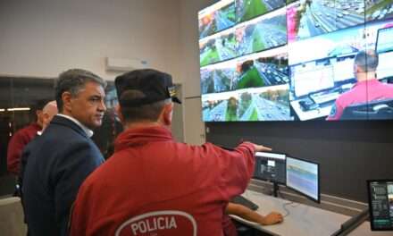 CABA: Nuevo sistema de rastreo policial permite detener a tres bandas que robaban camionetas y mercaderías