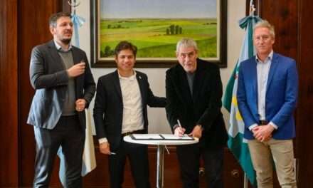 Con Kicillof, Ferraresi le puso la firma a un nuevo Leasing para comprar camiones para Avelaneda