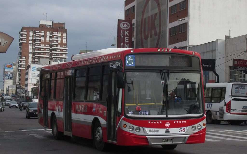 Lanús: Cambio temporal en las paradas de colectivos
