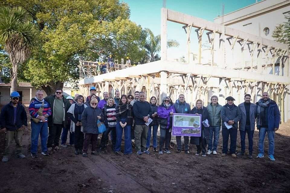 Avanza la obra del nuevo Centro de Gestión y Participación Ciudadana de Bernal, sobre 9 de Julio
