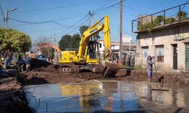 Pavimentos de 30 cuadras de Quilmes Oeste con inversión municipal plena