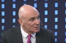 Espert puteó a Florencia Kirchner en un Congreso en la UCA, y los alumnos lo repudiaron