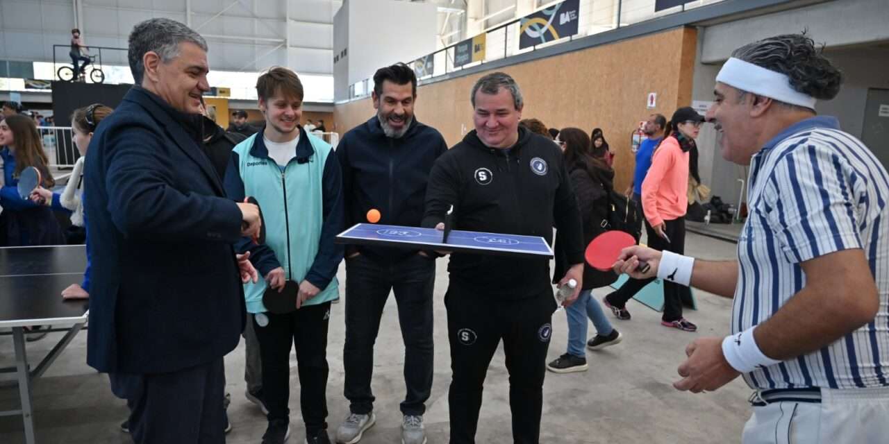Más de 800 chicos de escuelas porteñas celebraron en Villa Soldati el Día Olímpico con deportistas consagrados