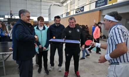 Más de 800 chicos de escuelas porteñas celebraron en Villa Soldati el Día Olímpico con deportistas consagrados