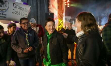 Mayra recorrió la feria gastronómica “Saboreando” en el Parque Lineal de Don Bosco